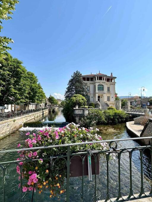 Lou Paseo : Appartement Brocante Centre Historique L'Isle-sur-la-Sorgue Exterior photo